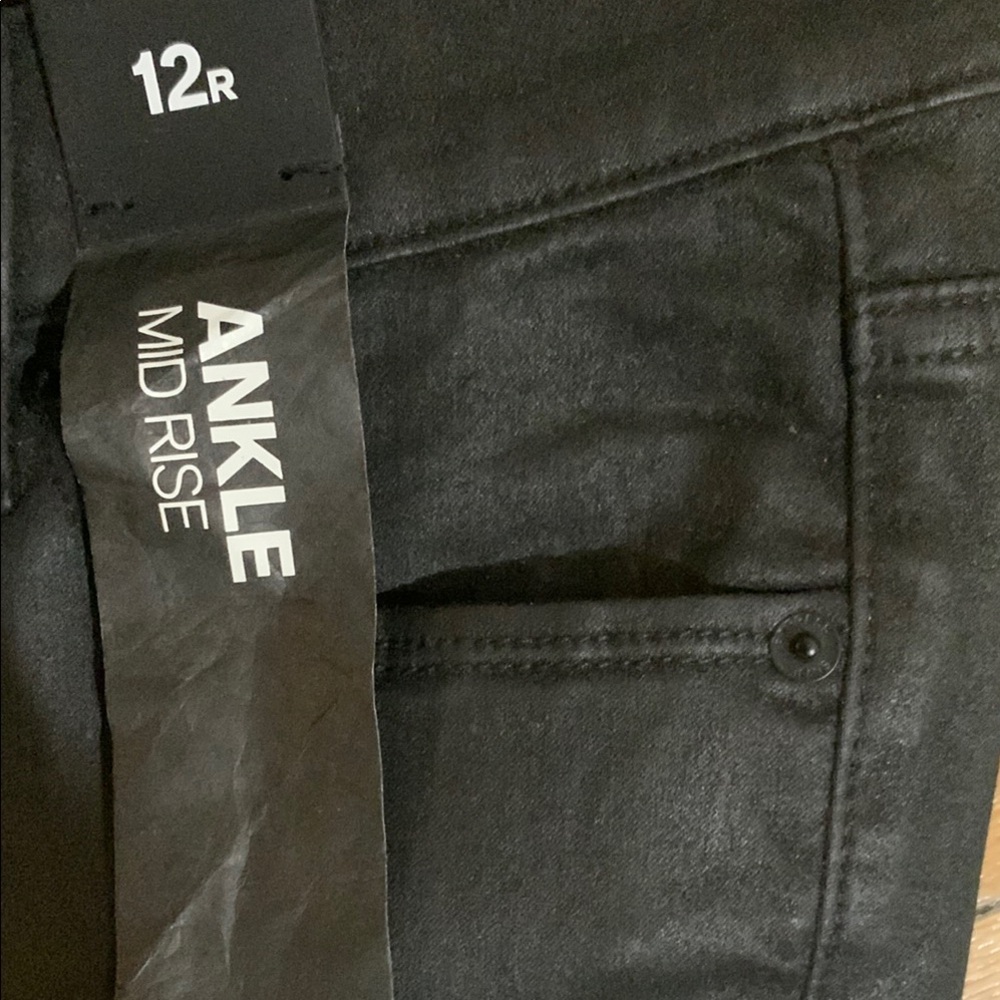 Express Black Skinny Jeans Sleek Style - Picture 2 of 8